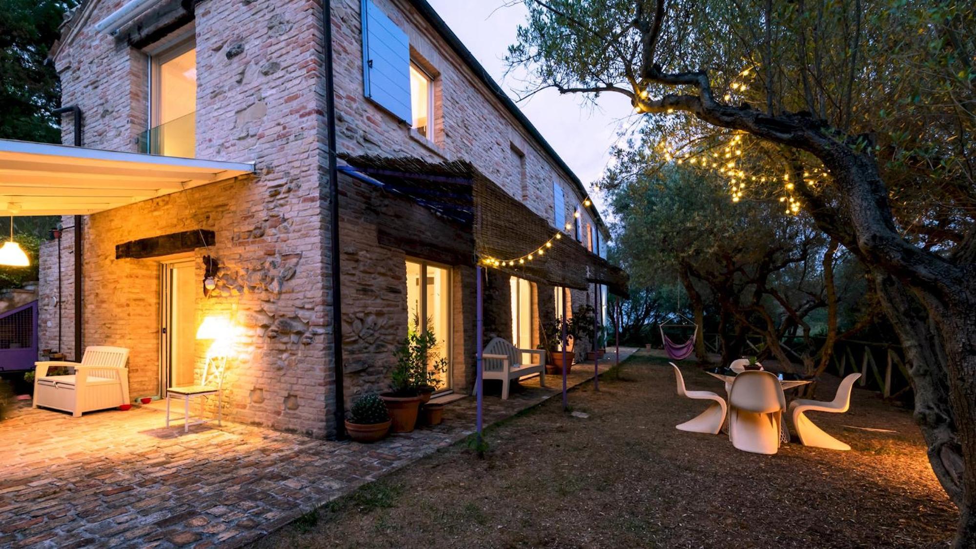 Casa Cantagallo 4&4, Emma Villas Fermo Buitenkant foto