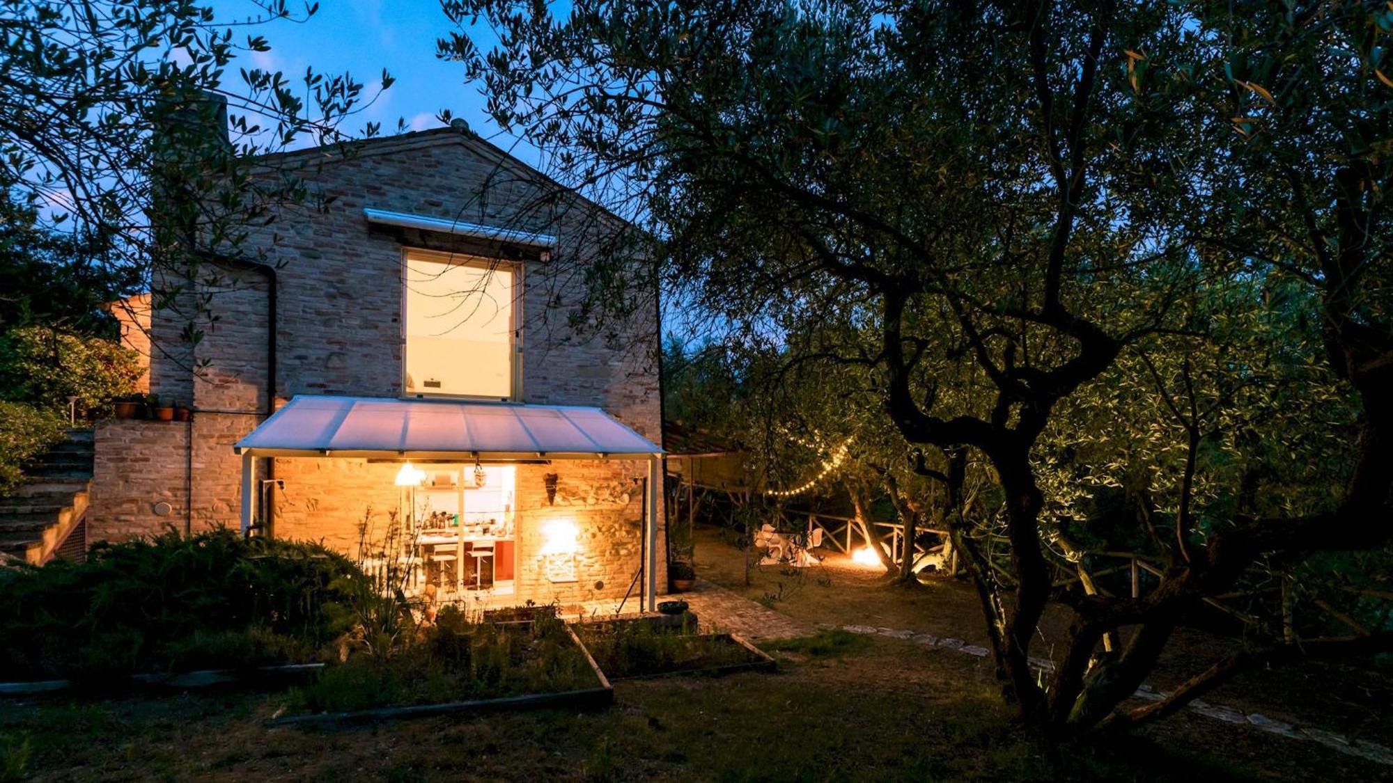 Casa Cantagallo 4&4, Emma Villas Fermo Buitenkant foto